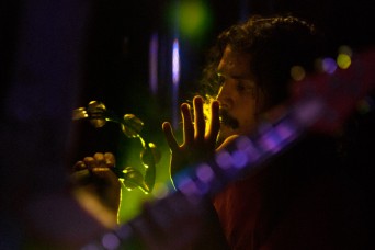 1 Explosions in the sky - Jazz Chandler 2012