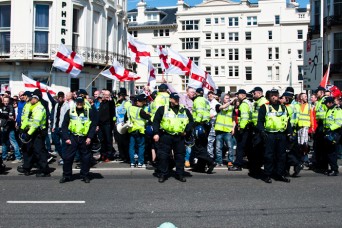 March for England - 15