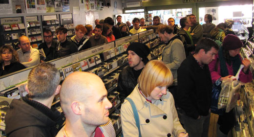 record-shop-day in Brighton SOURCE at www.brightonsource.co.uk Brighton’s best listings, music and culture magazine 
