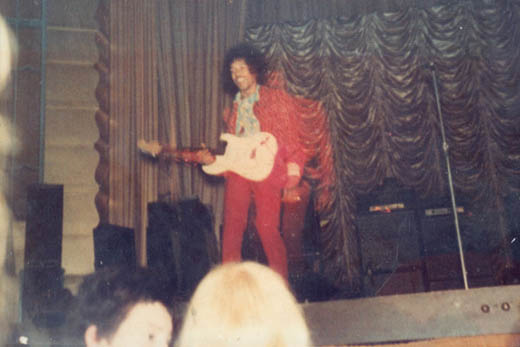 Jimi Hendrix Dec 1967 in Brighton SOURCE at www.brightonsource.co.uk Brighton’s best listings, music and culture magazine width=