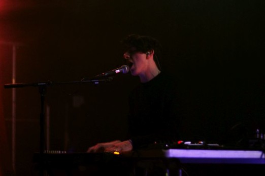 BS-TGE16FRI-Mmoths-SallisBenneyTheatre-JonS04